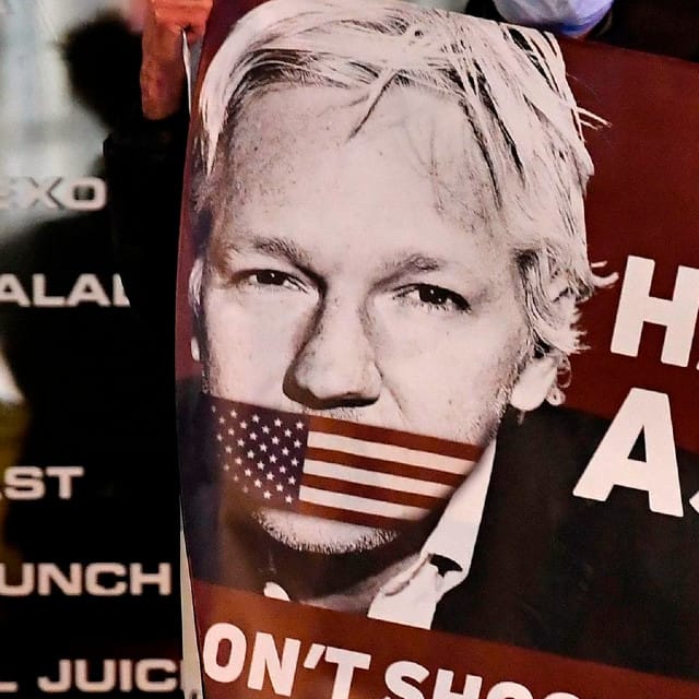 uk assange wikileaks